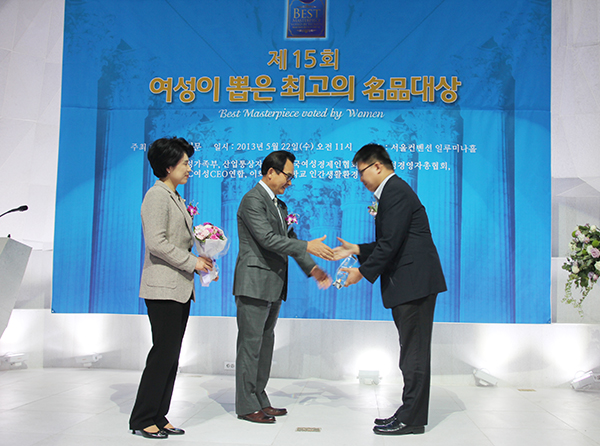 롯데건설, 여성이 뽑은 최고의 名品대상 8년연속 수상 섬네일 이미지